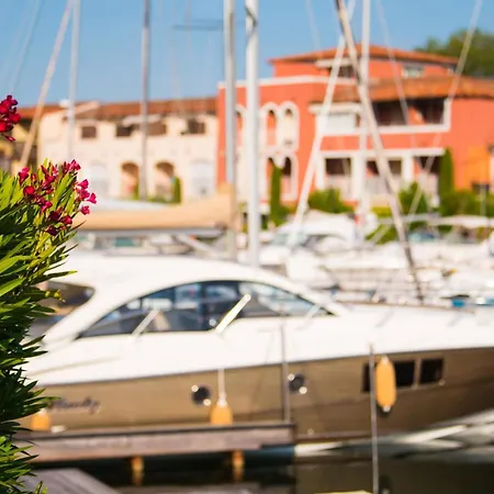 Apartamento 3-room Renovated In Port South - Ac - Mooring *