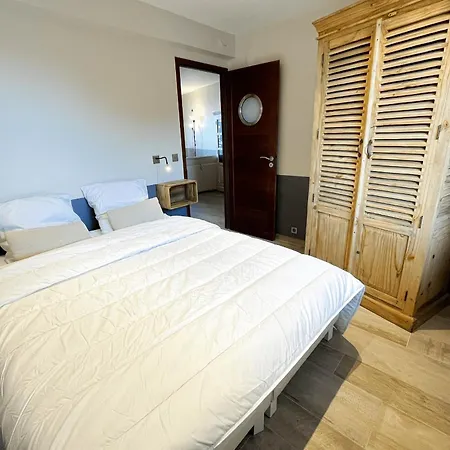 3-room Renovated In Port South - Ac - Mooring Apartamento Grimaud